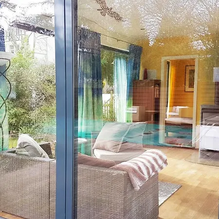 Mit Pool Und Grossem Garten Bed & Breakfast Leipzig